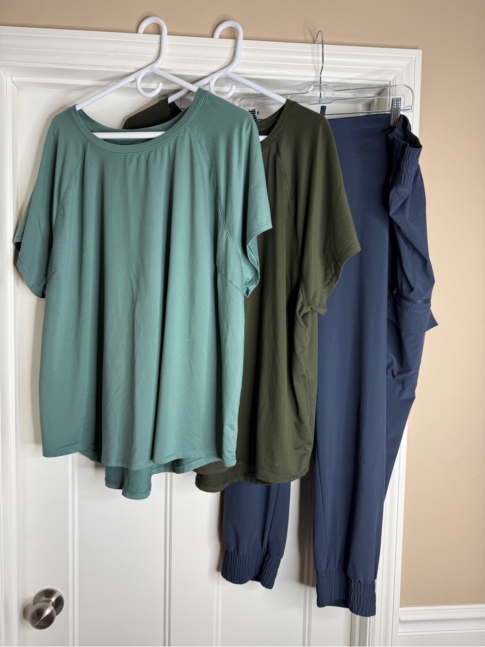 Women’s All in Motion Tee & Jogger Set — Sage Green Tee, Olive Tee, Navy Pant 3X